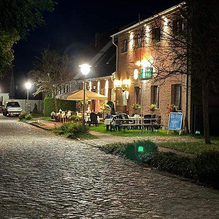 Pension & Gasthof Storchennest Gross Quassow Exteriér fotografie