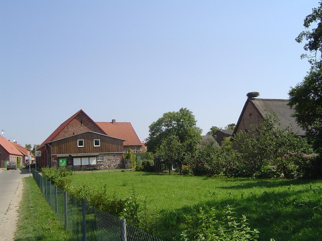 Pension & Gasthof Storchennest Gross Quassow Exteriér fotografie